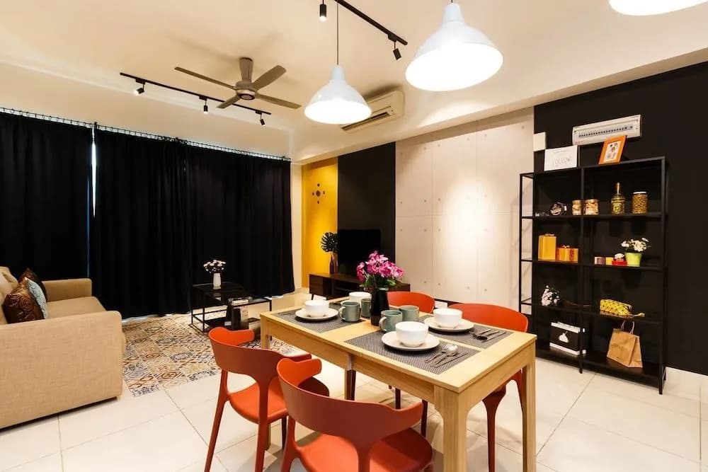 Cozy & Modern Guesthouse @ Regalia Residence - photo 16