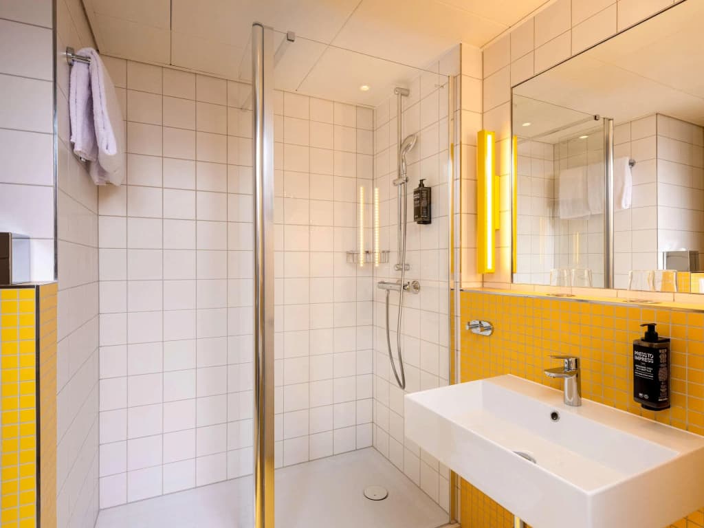 ibis Styles Berlin-Treptow - photo 8