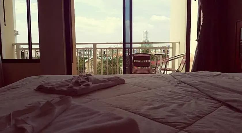 Guesthouse Paris Star - photo 2