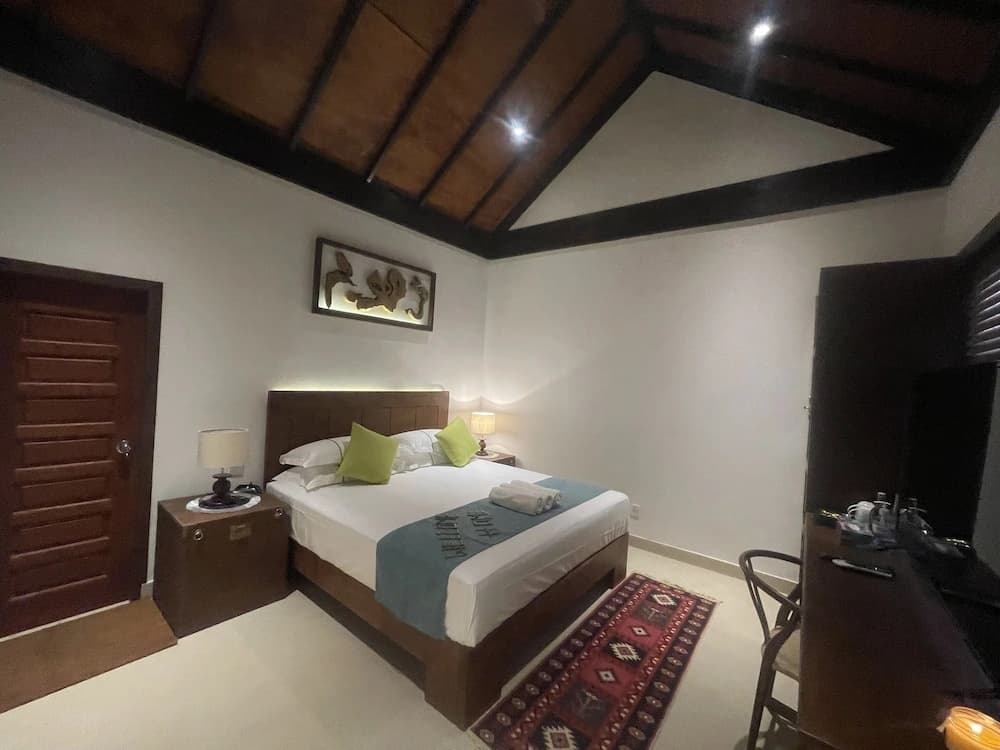 Atholhu Residence - photo 1