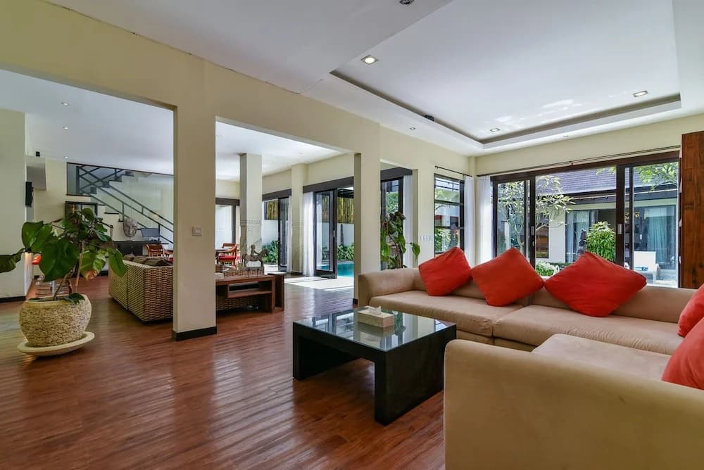 Villa Lotus Sea - photo 2