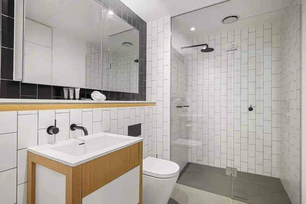 1BR Apartment Near CBD With Pool - photo 4