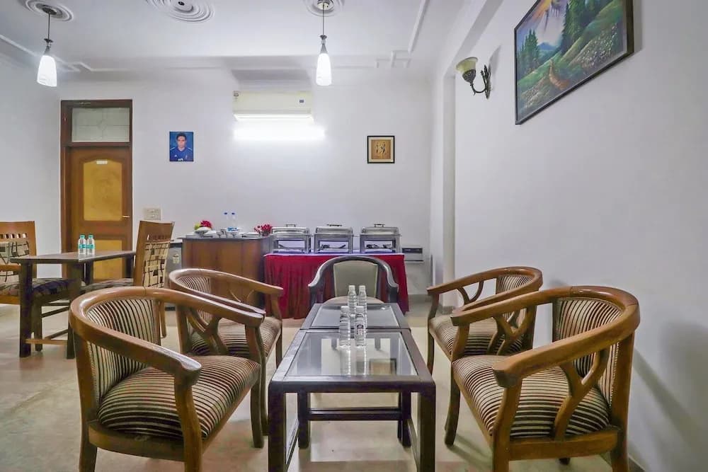 Hotel Vm Residency by OYO - photo 11