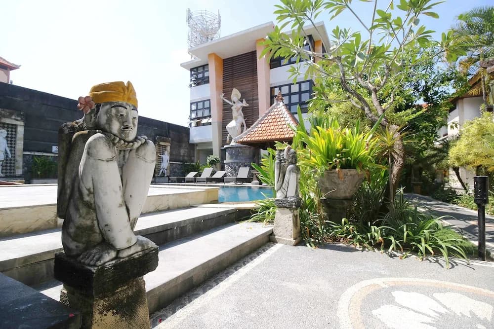 Airy Raya Legian 120 Kuta Bali - photo 15