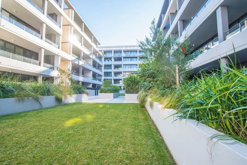 Relaxing Parramatta Apartment With Parking - photo 10