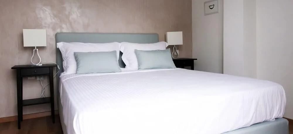 Sunkissed Rooftop Apartments - photo 2