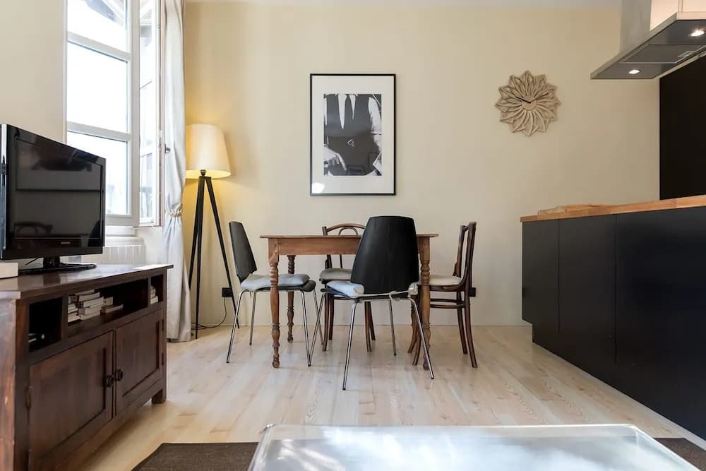 Rivoli Market I Comfortable 1 Bed Apt Near Hotel de Ville - photo 4