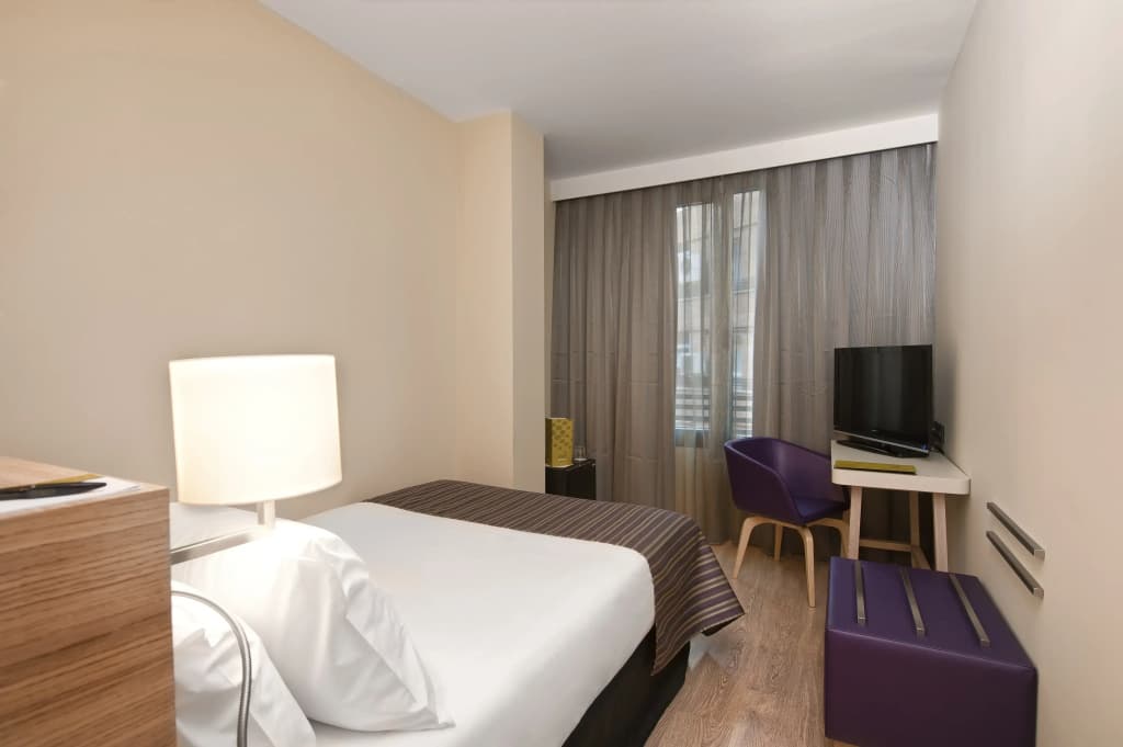 Hotel Exe Moncloa - photo 35