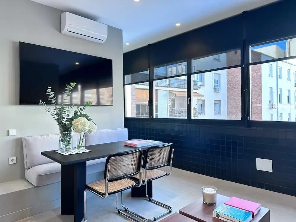 Edmond Vibes Almagro Suites - photo 14