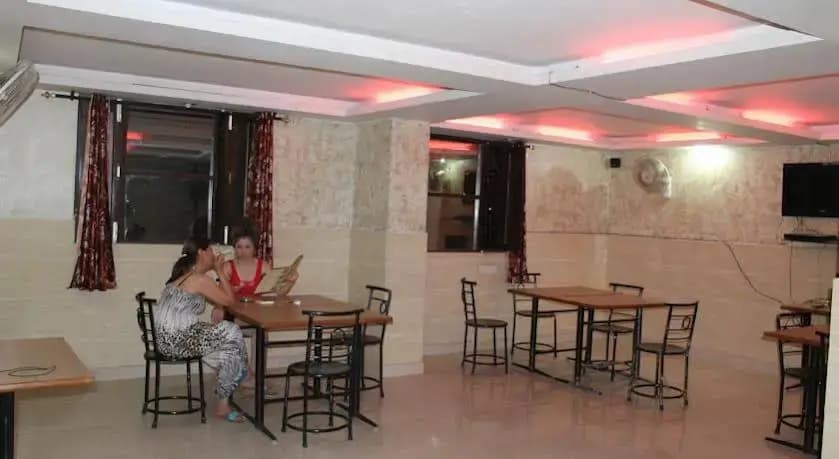 Hotel Hridey Inn - photo 12