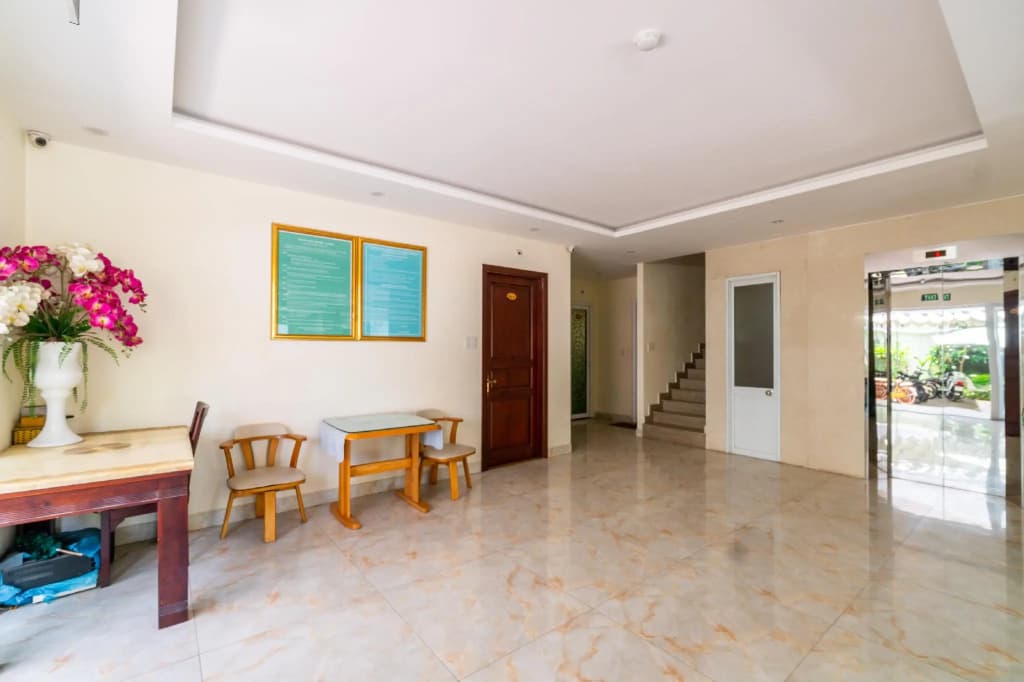 Green Garden Residence Hotel - photo 2