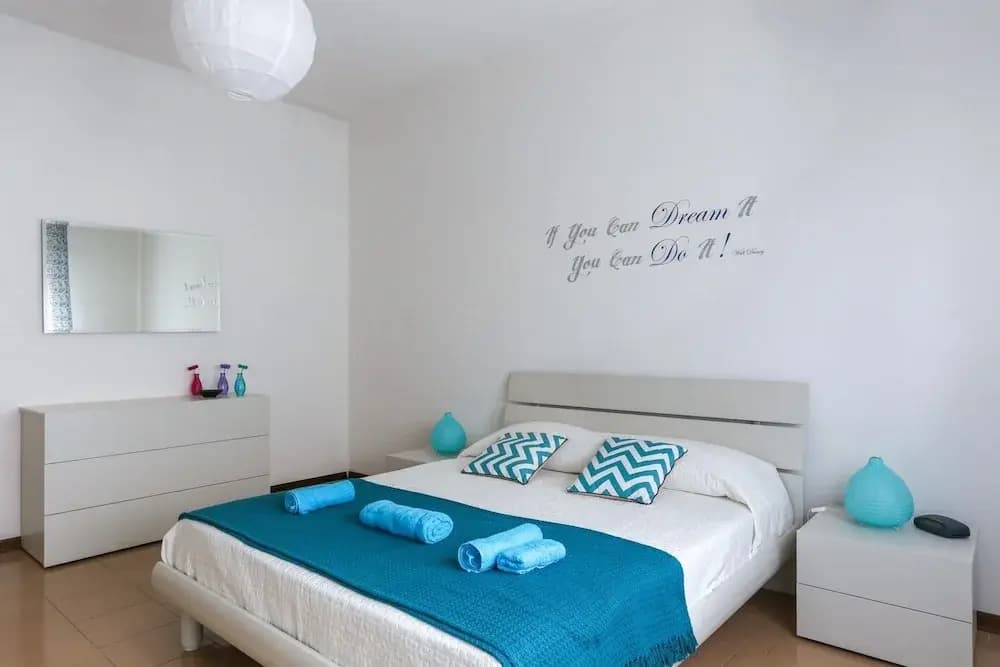 Park Venice Apartment - photo 2