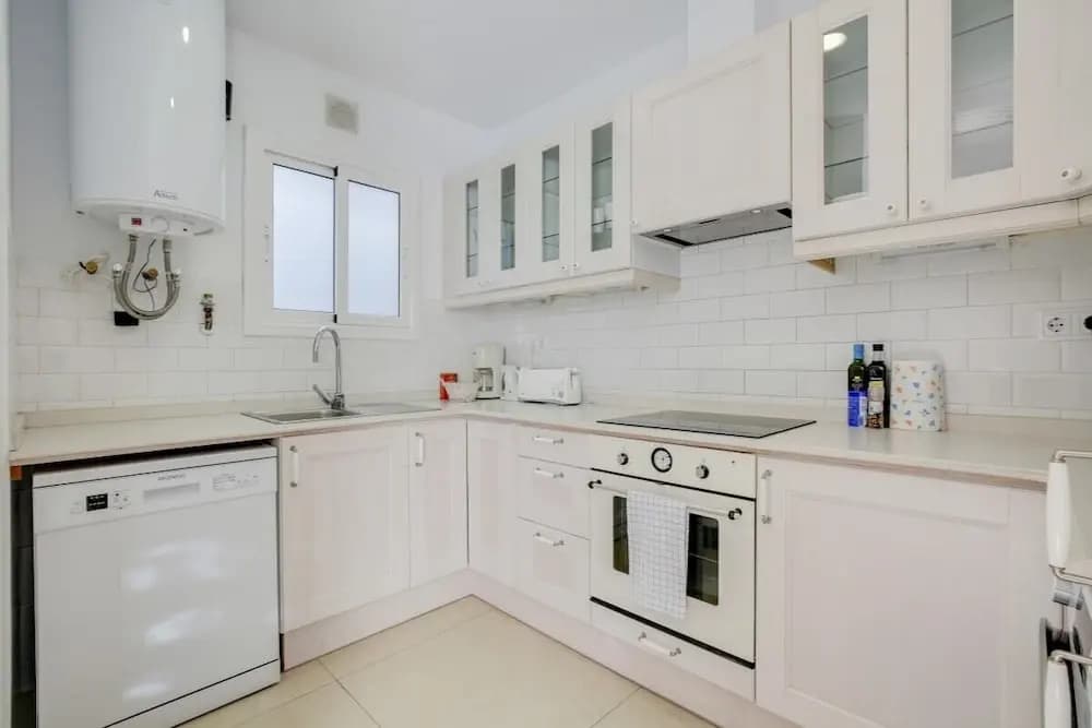 Beautiful 3bed W/terrace in Elegant Eixample - photo 13