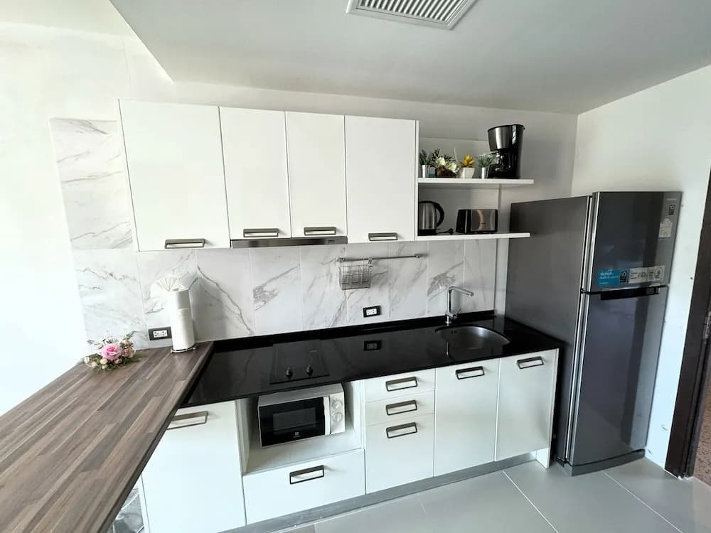 Apartment at Emerald Terrace by Lofty - photo 18