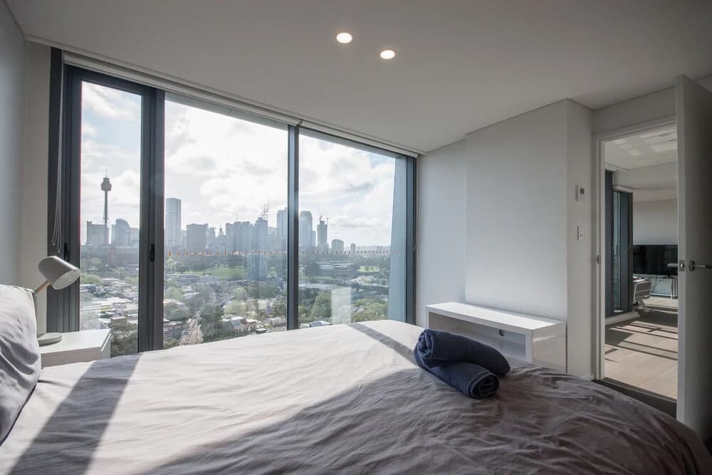Modern 2 Bedroom Potts Point Apartment - photo 7
