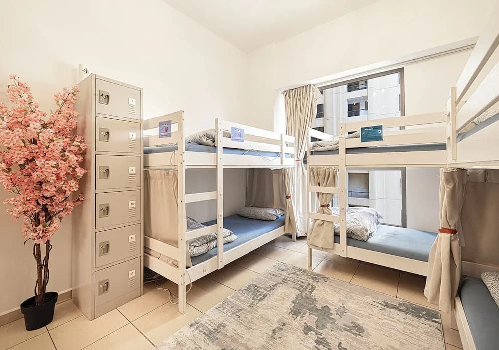 Jbr Beach Hostel - photo 3