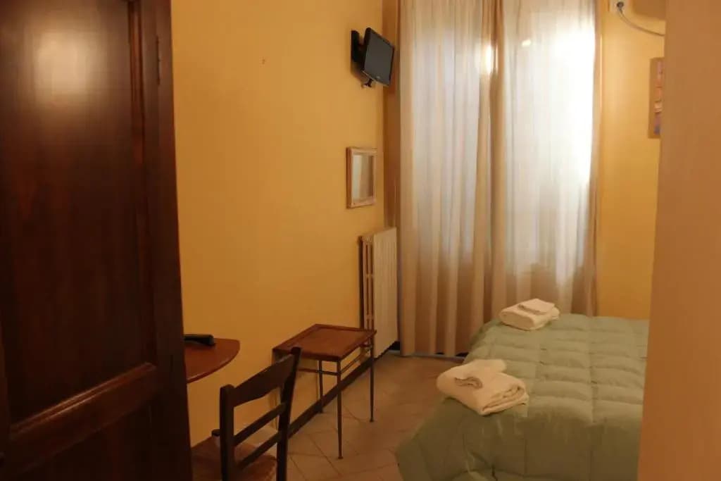 Florence Decamerone B&B - photo 2