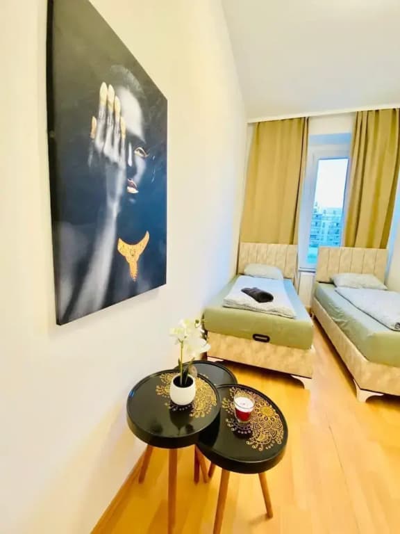 Rooms in Cozy 4BR Shared Apt Central - photo 36