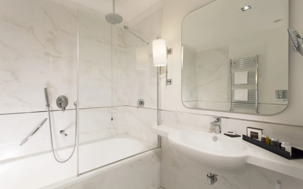 The Independent Hotel - photo 41