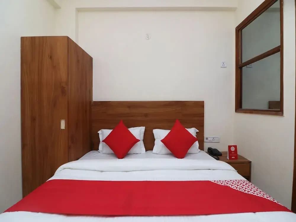 OYO 29181 Delight Deluxe - photo 2