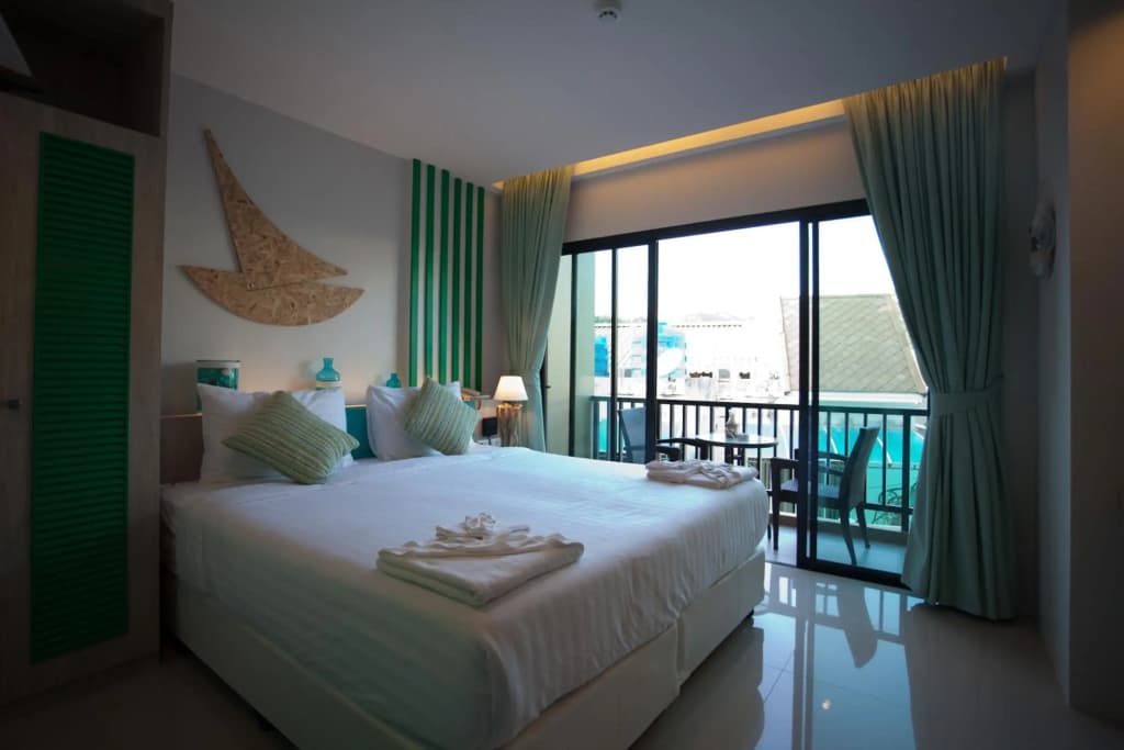 The Blue Pearl Kata Hotel - photo 35
