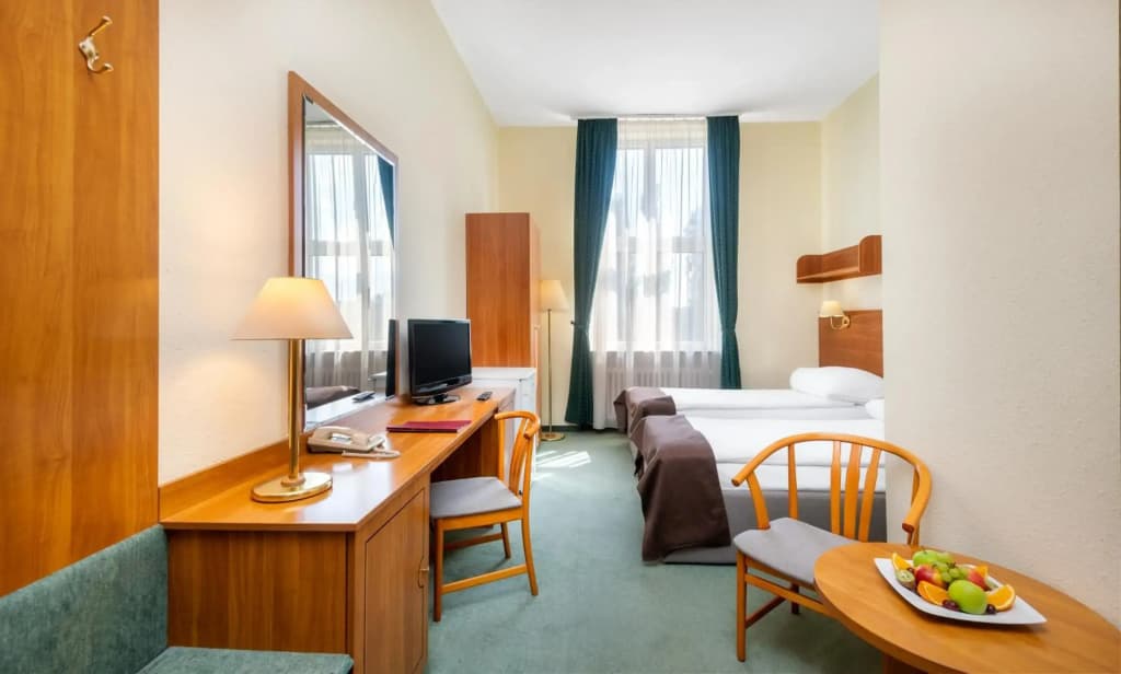 Hunguest Hotel Millennium - photo 37