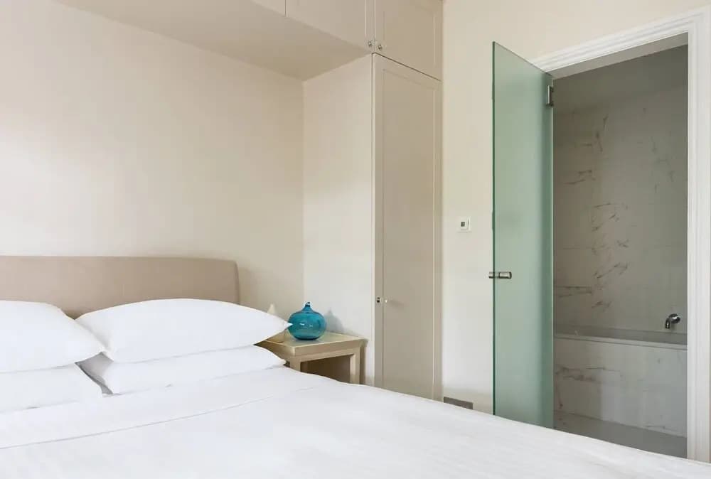 Egerton Gardens IX by Onefinestay - photo 3