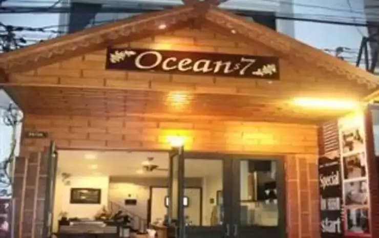 Oceans 7 Beach Guesthouse - photo 1