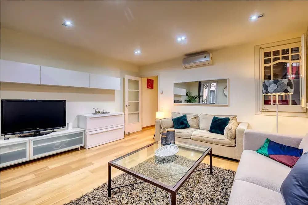 Luxury Apartment near Diagonal - photo 6