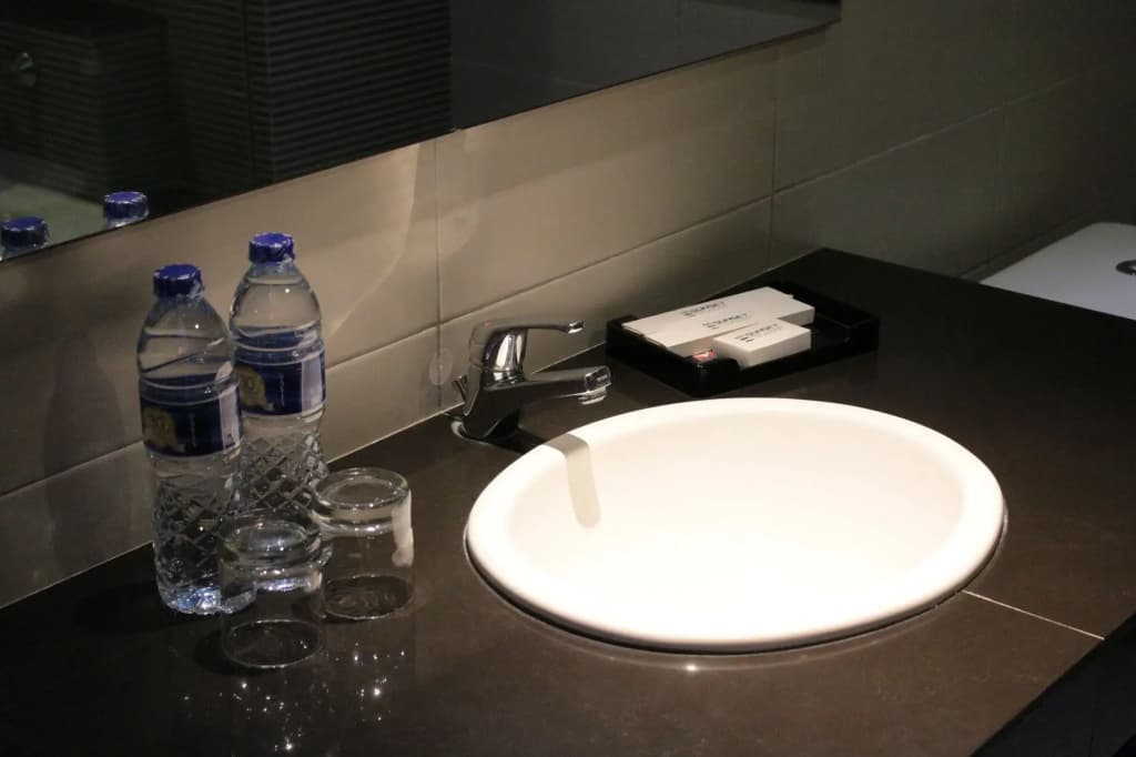 100 Sunset Hotel Managed by Eagle Eyes - photo 8