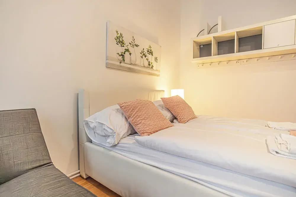 Cozy Room with Facilities Long Stay - photo 3