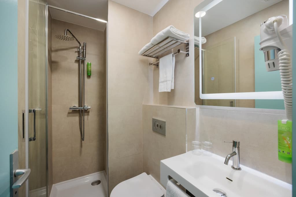 Hotel Byakko Nice - photo 9