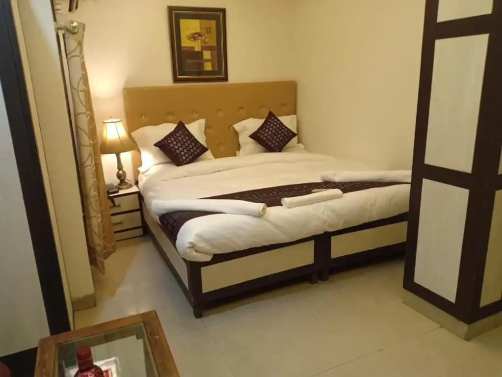 Hotel Shyam Palace - photo 10