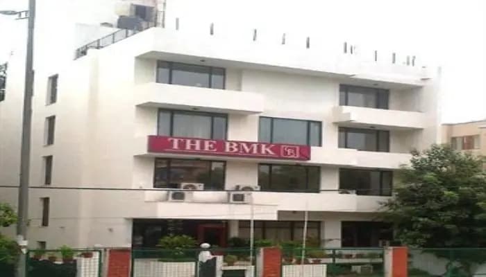 The BMK Hotel - photo 1