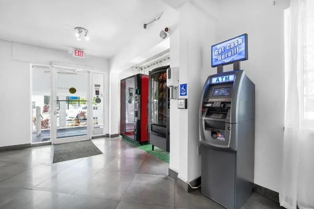 Travelodge by Wyndham Miami Biscayne Bay - photo 14