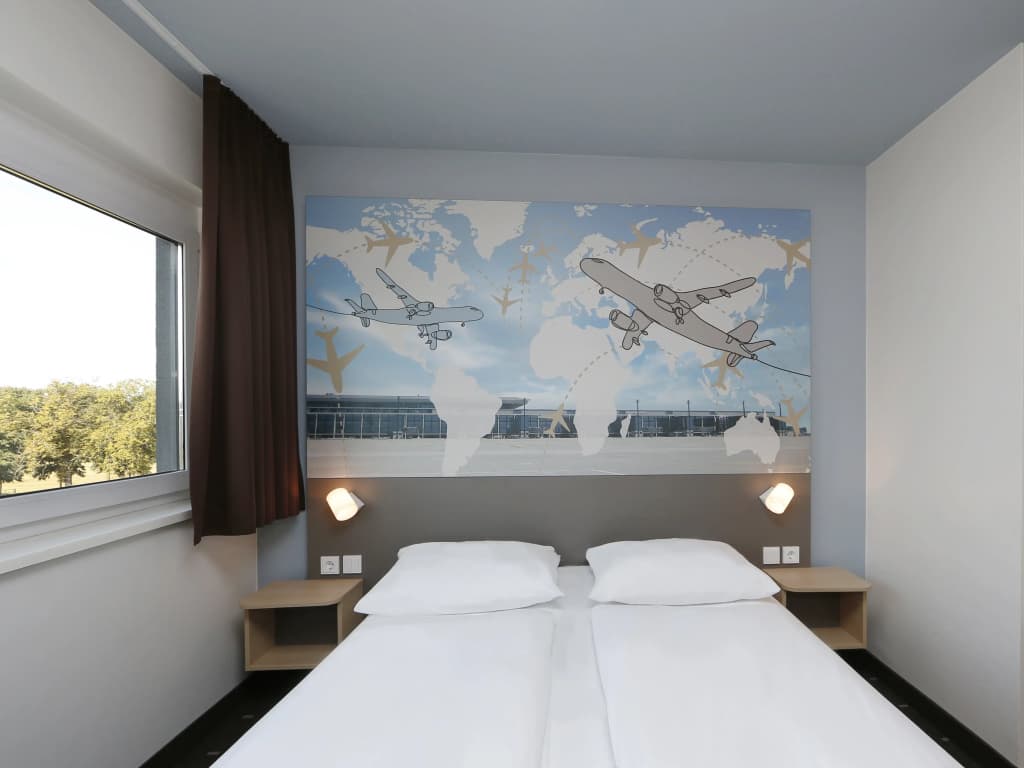 B&B Hotel Berlin-Airport - photo 8
