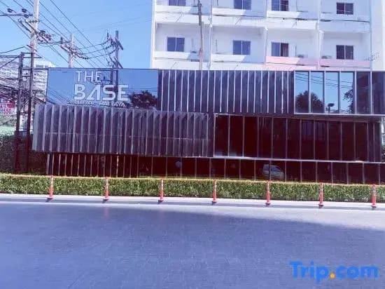 The Base Central Pattaya - photo 4
