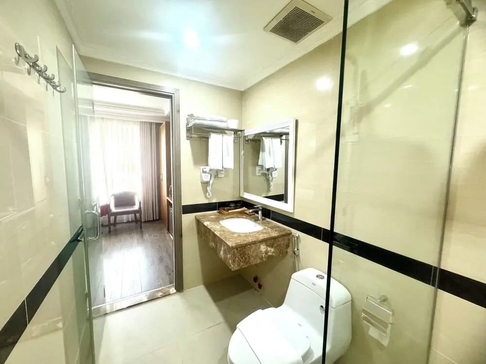 The River Park Hotel - photo 31