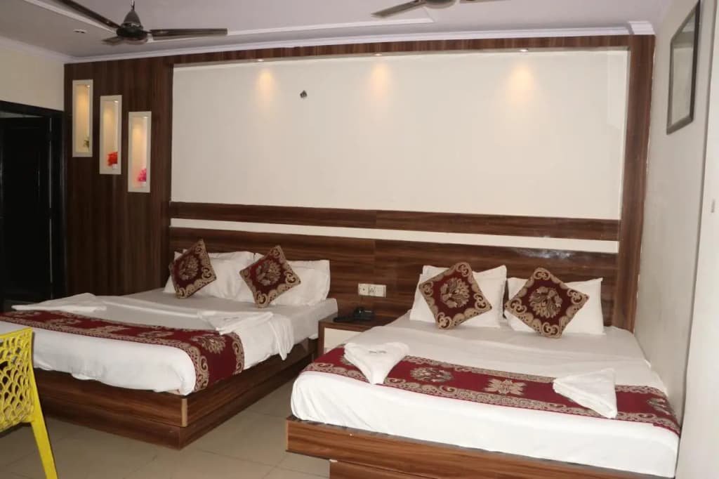 Hotel Surya Plaza - photo 29
