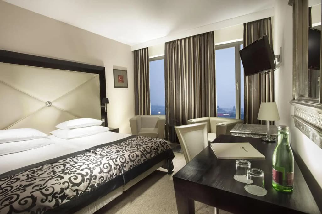 Grandior Hotel Prague - photo 6