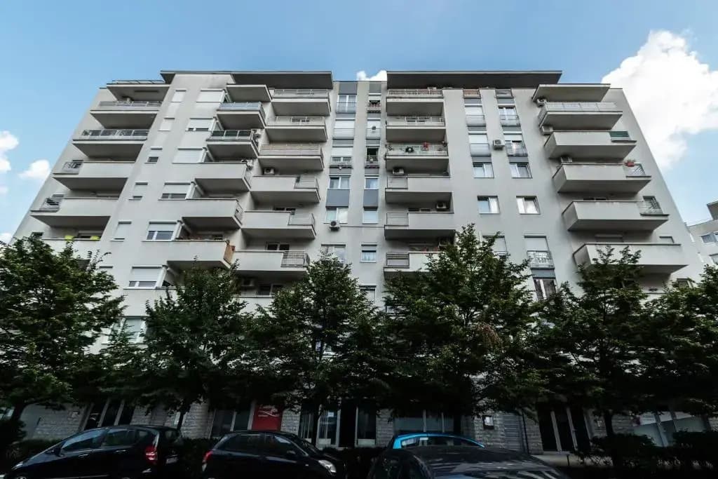Pleasant & Comfy Apartment in super location - photo 3