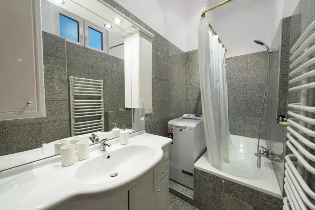 Belvedere Central Apartment - photo 7