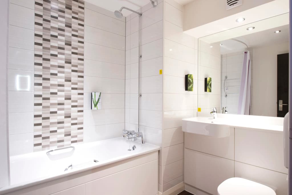 Premier Inn Edinburgh City Centre(York Place) - photo 8