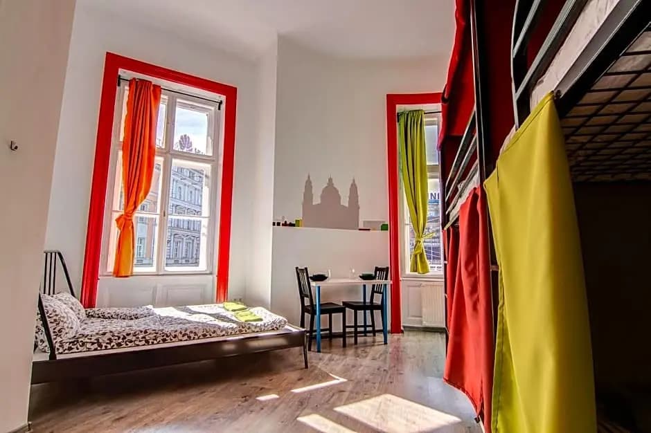 Pals Mini Hostel - photo 11