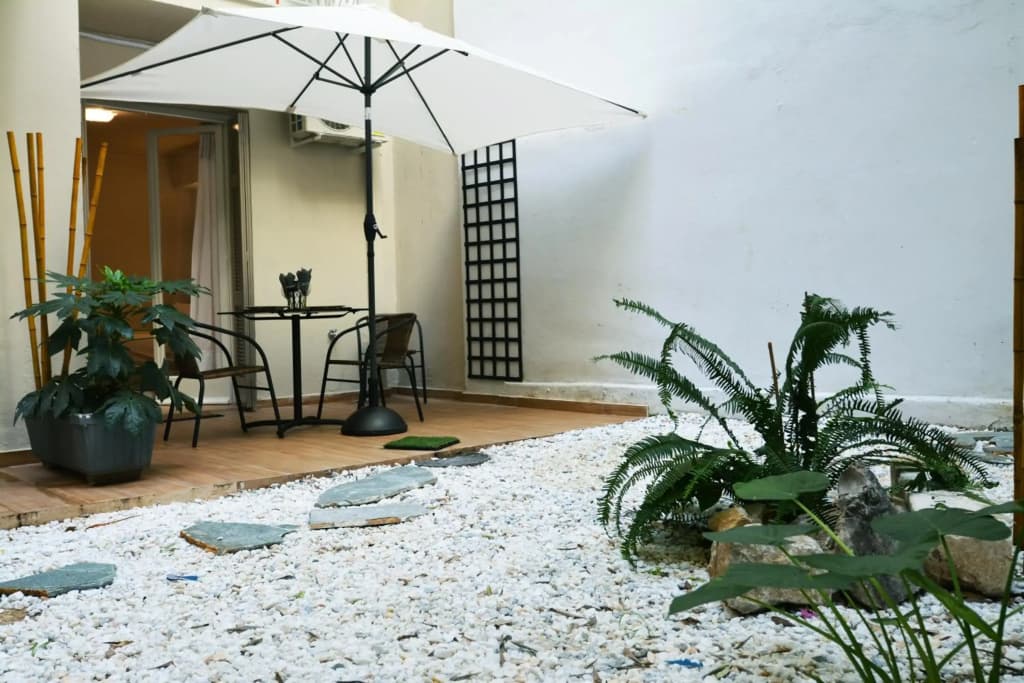 Studio Posh with garden in Kolonaki - photo 33