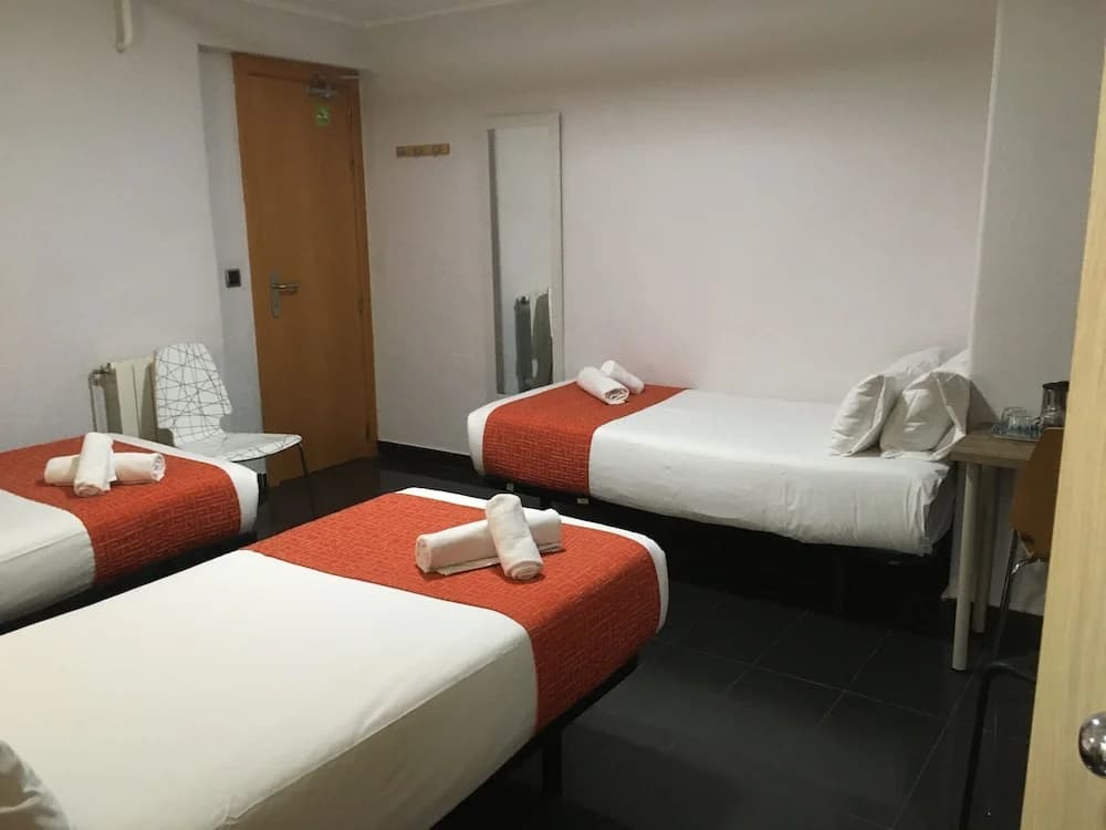 Hostal Levante - photo 13