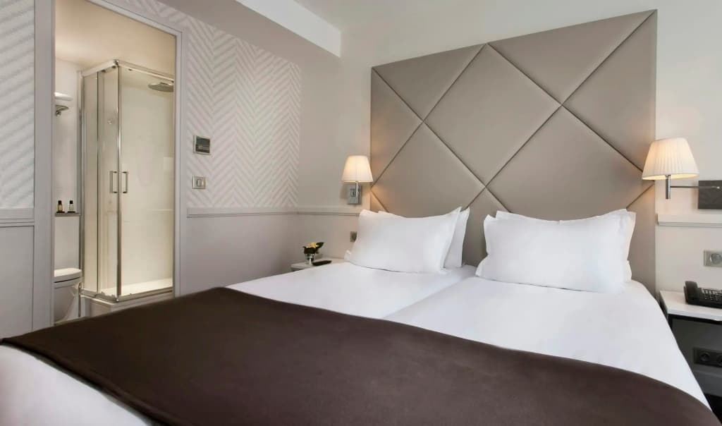 Hotel Longchamp Elysees - photo 23