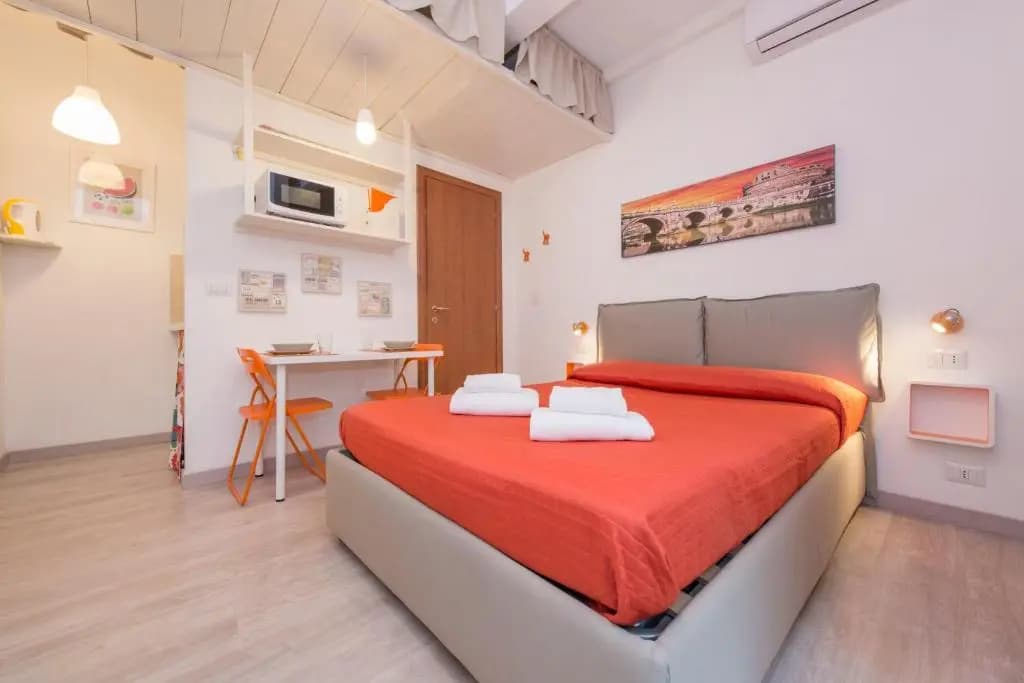 Cheap and Chic Studios at Coliseum - photo 4