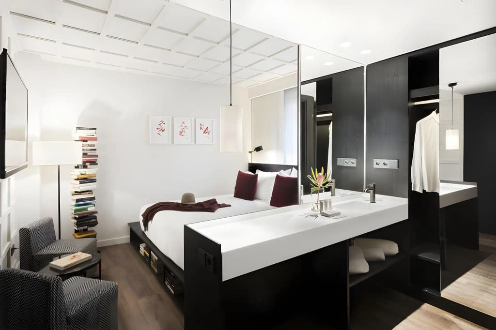 Yurbban Ramblas Boutique Hotel - photo 20