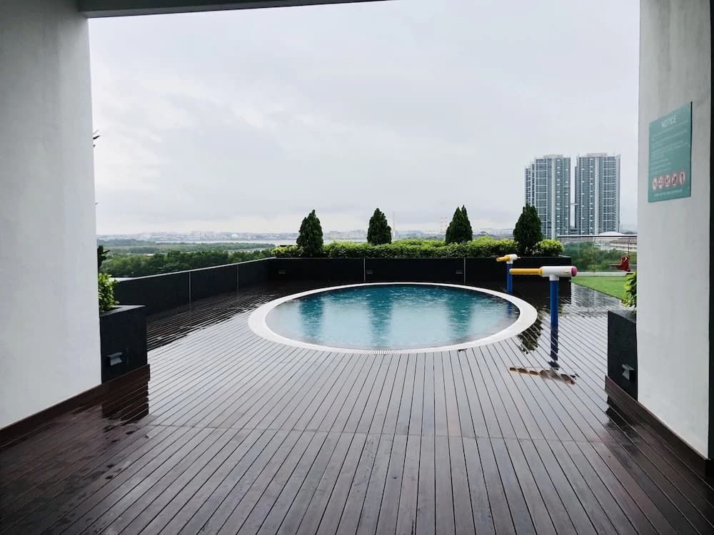 Midvalley Southkey Marina Residence By Elvis - photo 9